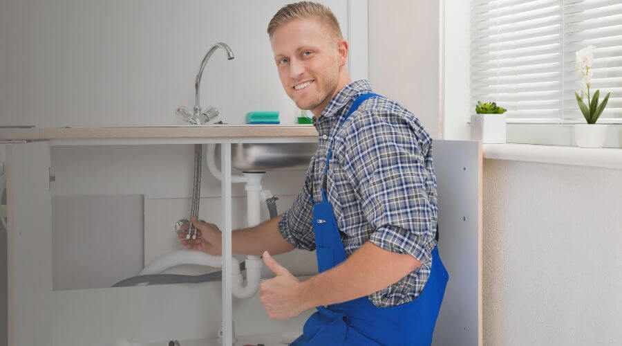 Nighttime Plumber in Totz, KY